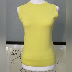 Banana Republic lightweight knit tank